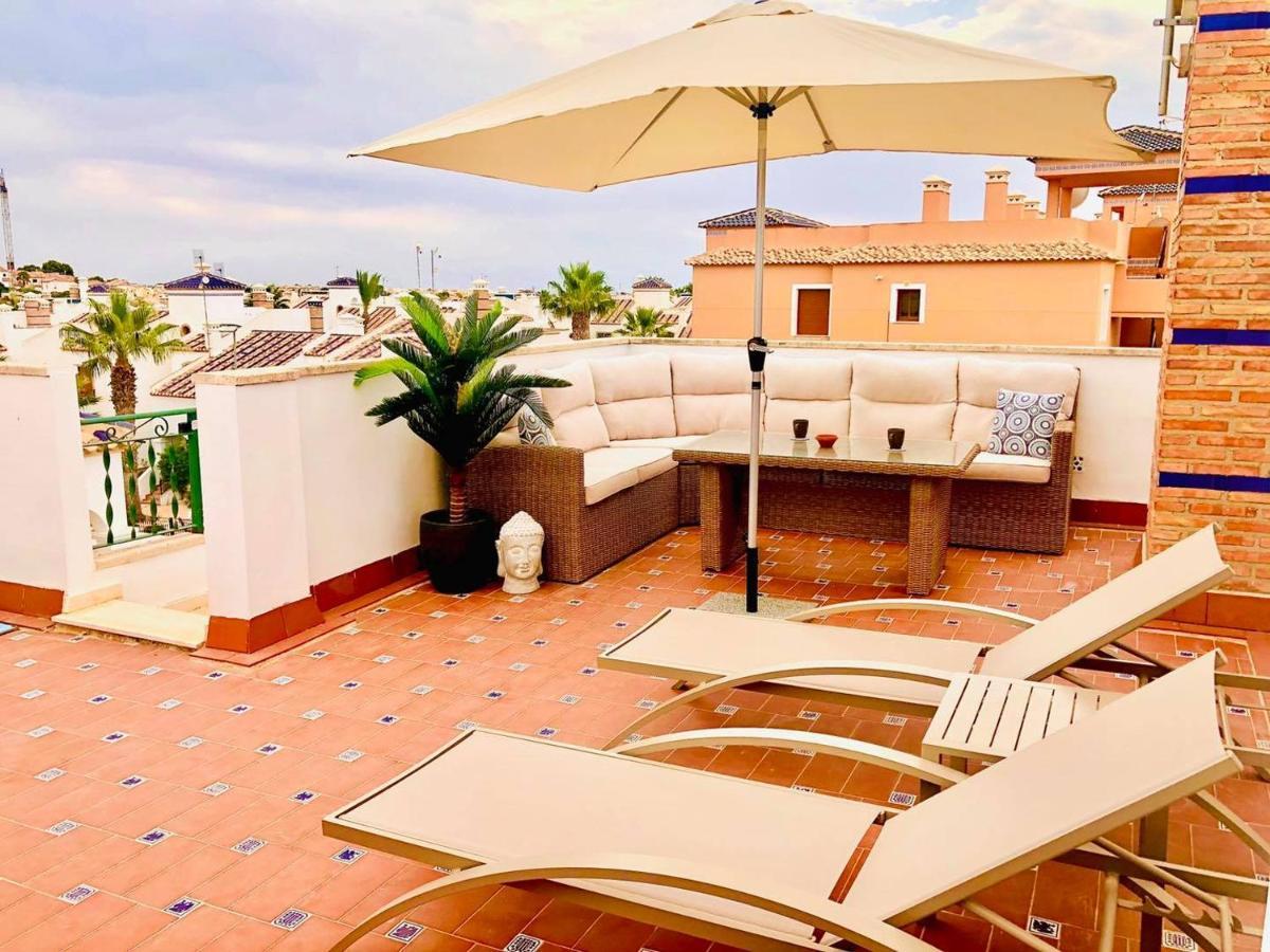 Casa Beth Villamartin 2 Bedroom/ 2 Bathroom With Pool أوريويلا المظهر الخارجي الصورة